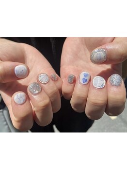 手描きアートが得意なサロン