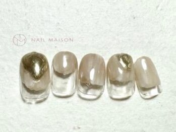 ベージュゴールドニュアンス