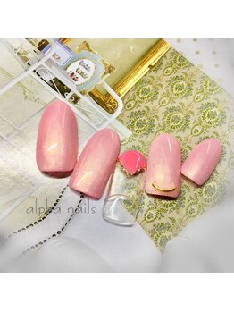 アルファ ネイルズ(ALPHA NAILS)/