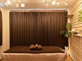 セブンドロップス(7drops)/サロン内