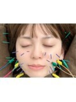 ファー フェイシャル 八丁堀(Faa)/クマ/ほうれい線/たるみケア