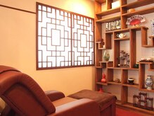 快整院/王宮のような高級感のある店内