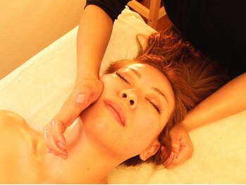 ピュシス(PHYSIS)/小顔リンパマッサージ