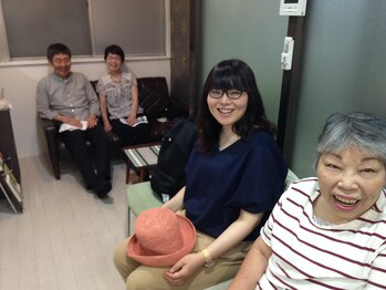 オレンジ療整院/お客様。親娘で。夫婦で。