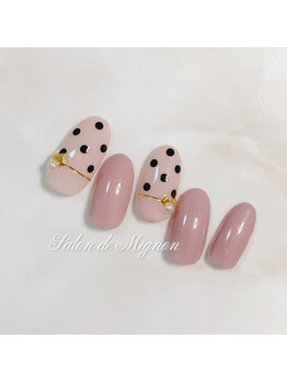 サロン ド ミニョン(Salon de Mignon)/定額制ハンドジェル