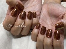 ミエレ(miele)/お洒落ブラウンミラー秋ネイル