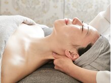 ルブランプラス(Le Blanc +)/【プラピール】首筋マッサージ