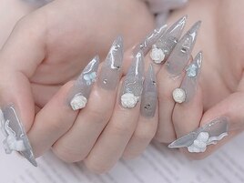 ガーリー韓国ネイル