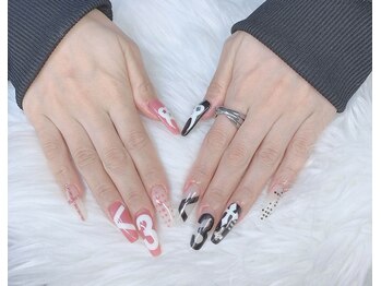 ティーリーネイルズ 新宿店(T.Lee Nails)の写真/《亀裂/ひび割れ/爪が弱い/短め等のコンプレックス解消♪》自然な長さ出し×抜群の再現力で理想の指先に☆