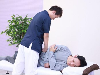 J'Sメディカル整体院 武蔵小杉院の写真/慢性的な肩こりをすっきり解消！気になる体の不調や歪みにも◎初めての方・お仕事帰りにもオススメ☆