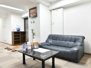 整体工房 ティーアールエス(TRS)/ソファでカウンセリング