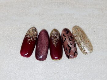 ティーエヌ 名古屋矢場町店/デザインネイル¥6980