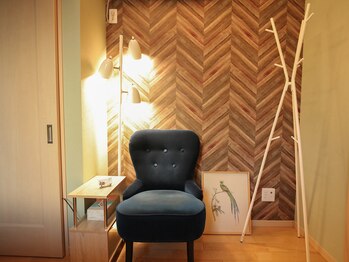 ロミアオ(Lomi-AO)/施術室