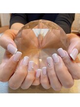 エルア ホノ ホノ(Elua Hono-Hono)/ハンドネイル　￥8,800