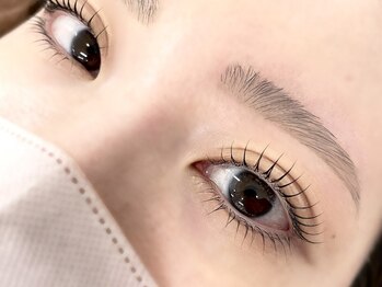 トッカ アイラッシュ 小田原(tocca eyelash)/眉毛スタイリング×上下パーマ