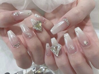 ニーシーネイル サンシャインシティ池袋(NICY NAIL)の写真/あなたの指先に個性を引き出しつつ華やかに彩るネイルを実現◎【アートやり放題＆パーツ付け放題120分！】