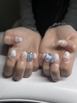 レジュヴィア(Re:JUvia)/お任せワンホンネイル♪