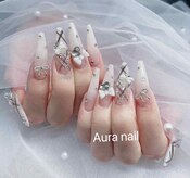 Aura Nail