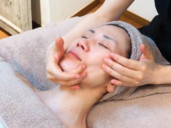 クラン シュプール 表参道店の写真/究極のリフトアップでタイムリセット!SNSでも話題沸騰!【流美整筋フェイシャル120分￥22,000】