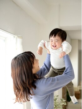ホネツギ 柏駅西口接骨院(HONETSUGI)/【産後骨盤矯正】お子様と一緒!!
