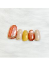 キュント(Qun’t)/秋色チェックのネイル