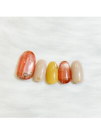秋色チェックのネイル