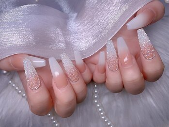 【マツエク・まつ毛パーマ・パリジェンヌ・眉毛】YUZUNA EYELASH 池袋店/フィルイン/パラジェル/ネイル