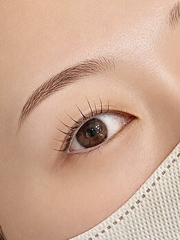 ラニ(lani)の写真/まつげと眉毛を整えたらメイクがもっと楽しくなる！眉毛WAX＋選べるまつ毛パーマ￥9,800