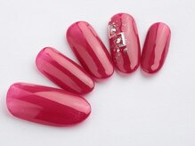 エムスラッシュ フィール 東戸塚店(M.SLASH)/上品なレッドネイル