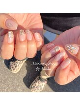 フィオーレ(fiore)/シェル&ミラー縁取りでフラワー