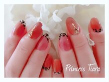 グランチュール(Grantulle)/アニマル柄フレンチネイル