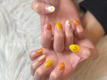 アンガット(angot.)/エッグネイル