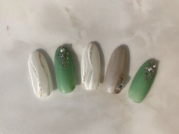 ベラ(E bella)/くすみカラーでオシャレに♪