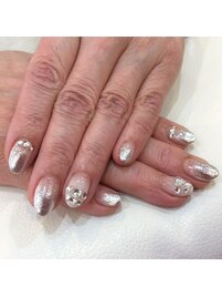 大人　ゴージャスネイル