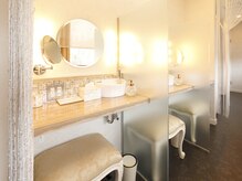 ルビーメイク(Ruby)/女優ライト完備のメイクルーム