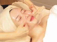 小顔や美脚効果に絶大な効果をもたらすコルギ☆