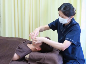 ハリキュウナチュラ(harikyuナチュラ)の写真/【美容鍼】【よもぎ蒸し】内側からリフトアップされたような感覚を実感。明るくツヤのあるふっくら美肌へ。