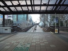 リラクゼーションサロン ぼでぃーはーと/鎌取駅から続く連絡通路
