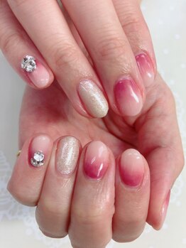 ネイルサロン ティアラリュクス 市川北口店(Tiara Luxe)/グラデーションネイル♪