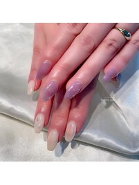 パープル×ホワイトネイル