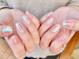 Hand.. &nbsp;glamorous