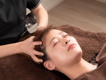 ベルヴェラ(Belvela)の写真/女性鍼灸師、女性特有の悩みにも寄り添ってご対応◎どのクーポンにも炭酸ヘッド付き！