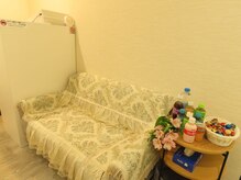 施術後はドリンクとお菓子でほっと一息