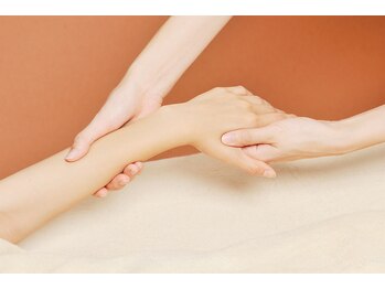 VS28スキンケアスタジオ バリイン 名古屋駅前(BALI IN)/保湿ハンドケア付 