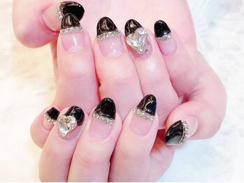 デコール 心斎橋(DECOR)/黒ハートビジューネイル