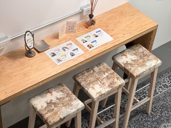 プルプル(purupuru)/待合スペース