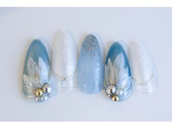 ココネイル/羽ネイル