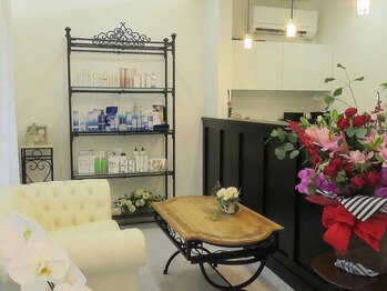 グッディ 久米店(Goody)/サロンカウンター&待合室