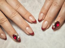 ネイルアイサロンアンドスクール リッカ(Lycka)/フレンチネイル/ビジューネイル