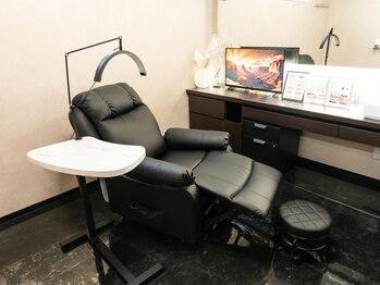 プレジール 岐阜(Plaisir)の写真/【岐阜市駅から車で3分】ネイル・アイの同時施術OKだから1Day完結で忙しい毎日の中のご褒美に嬉しい